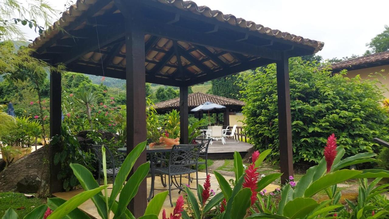 Chalé da Cachoeira - Engenho d'agua - Ilhabela piscina e cachoeira Exterior foto